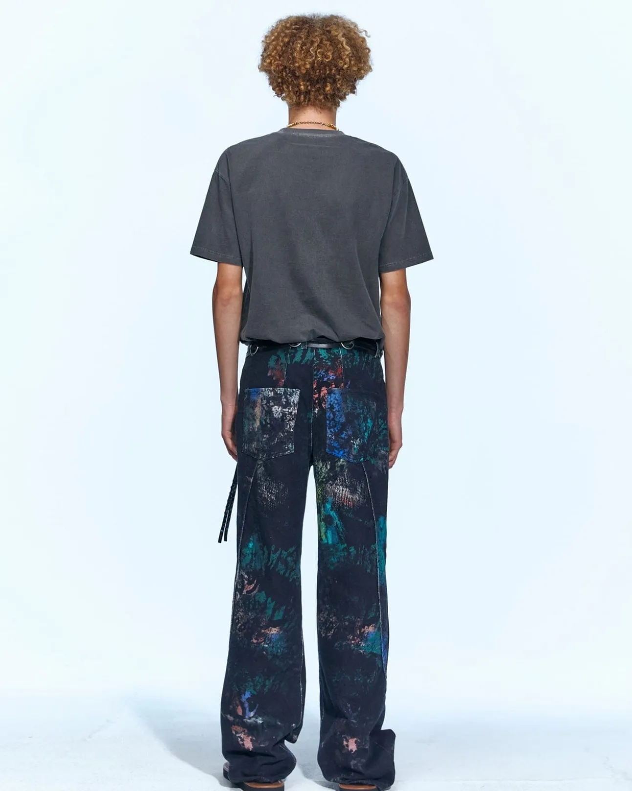 Andersson Bell (Essential) Unisex Overdyed Flower Palace T-Shirt Atb971U(Charcoal)-Men T-Shirts