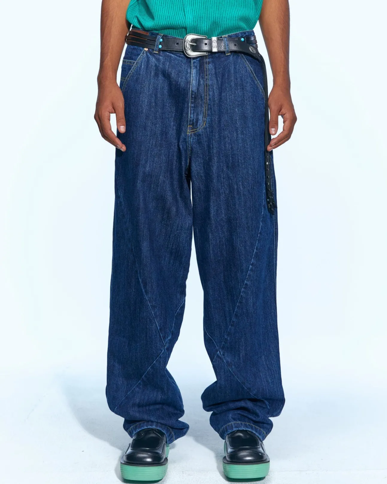 Andersson Bell Huge Boy Wide-Leg Jeans Apa646M(Blue)-Men Trousers