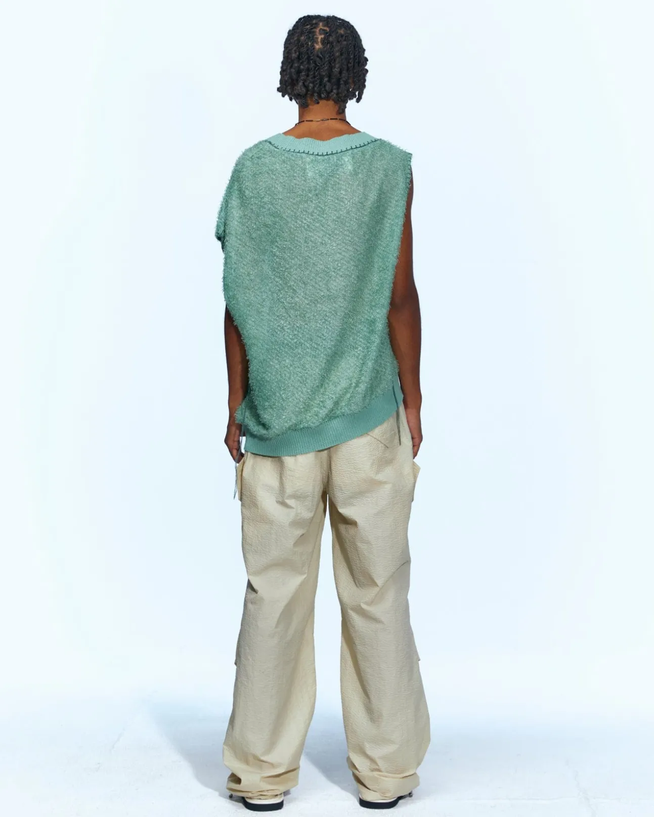 Andersson Bell Mario Summer Shaggy V-Neck Vest Atb960M(Green)-Men Knitwear