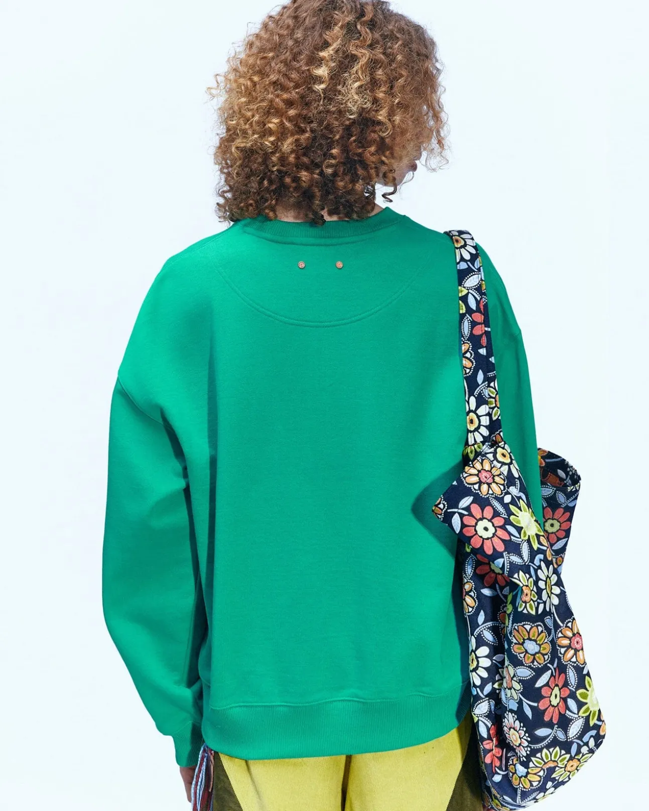 Andersson Bell (Men) (Essential) Unisex New Ab Logo Embroidery Sweatshirt Atb899U(Green)-Men Sweatshirts