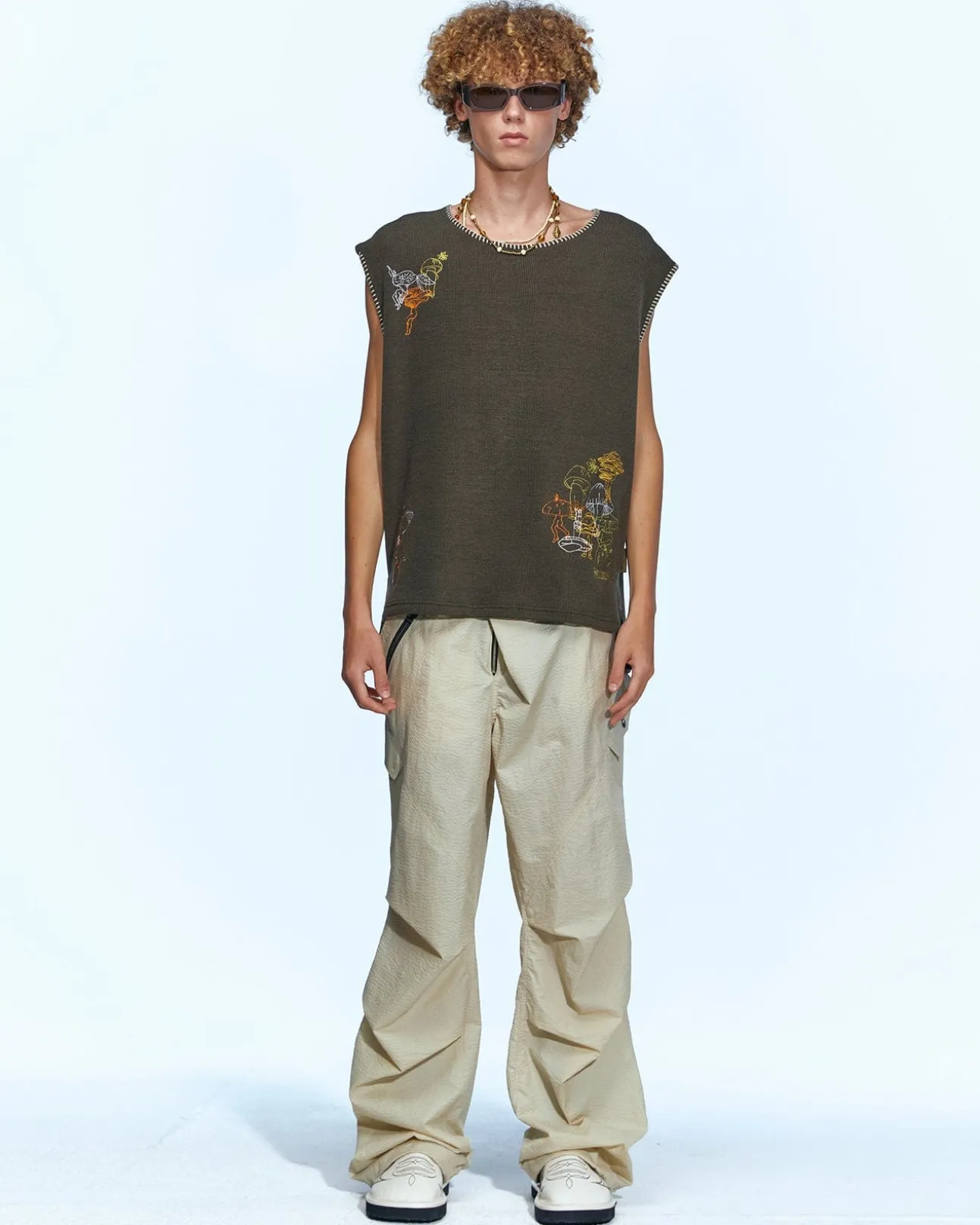 Andersson Bell Mushman Embroidery Knit Vest Atb956M(Khaki)-Men Knitwear