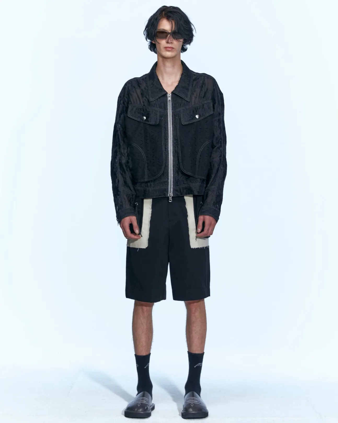 Andersson Bell Raw Edge Cargo Shorts Apa641M(Black)-Men Trousers